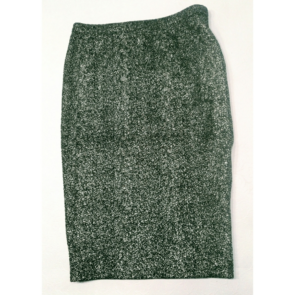 Lily White Black With gold flakes midi skirt size S